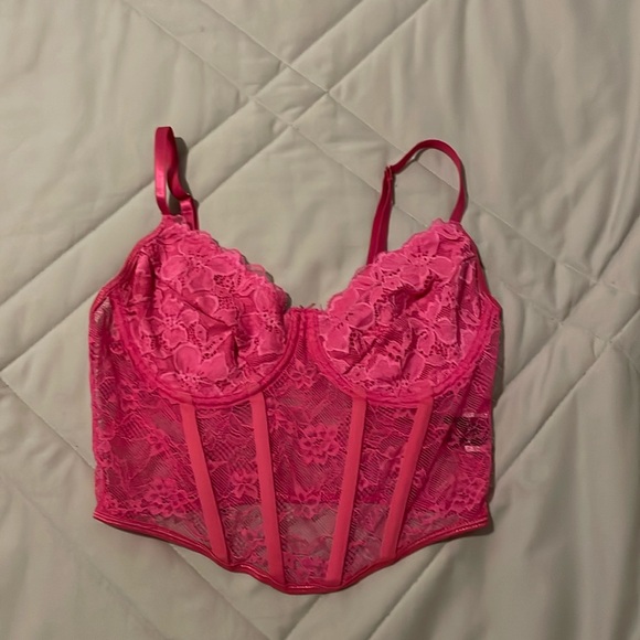 Crop Top - Picture 1 of 2